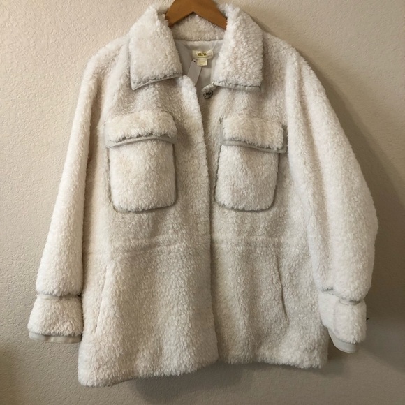 Anthropologie Maeve Cinched Soft & Elegant Faux Fur Coat in Ivory - Size Large - Picture 2 of 9